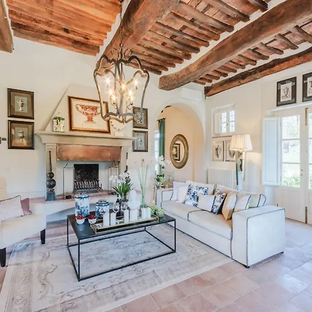 Francigena Luxury 10 Bedroom