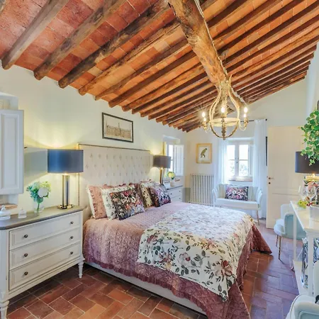 Villa Francigena Luxury 10 Bedroom *