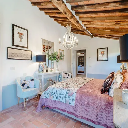 Francigena Luxury 10 Bedroom Villa *