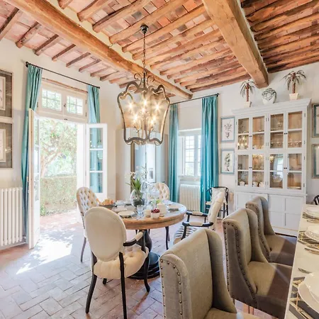 Francigena Luxury 10 Bedroom