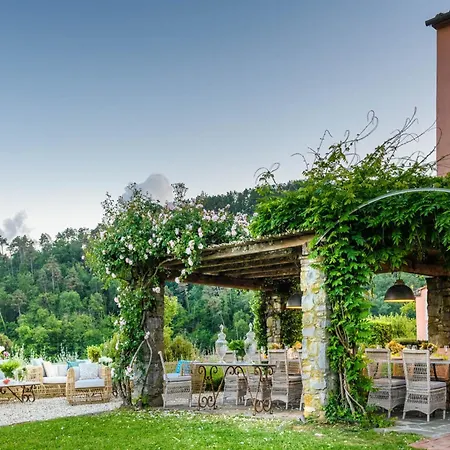 Villa Francigena Luxury 10 Bedroom *