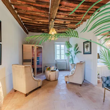 Francigena Luxury 10 Bedroom Villa Lucca