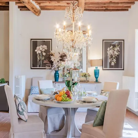 Francigena Luxury 10 Bedroom *