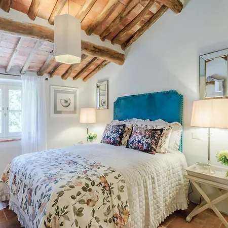 Francigena Luxury 10 Bedroom *
