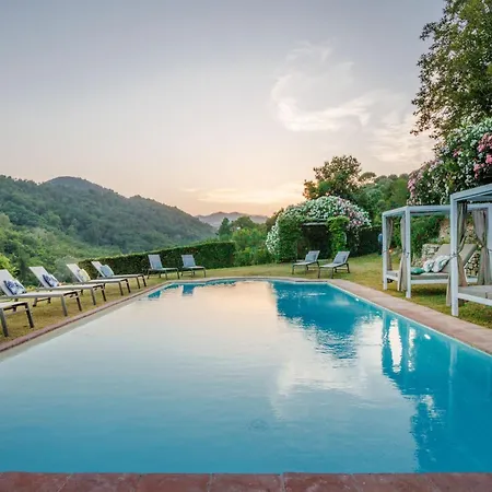 Francigena Luxury 10 Bedroom *