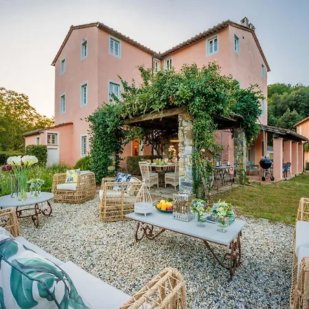 Francigena Luxury 10 Bedroom * Lucca