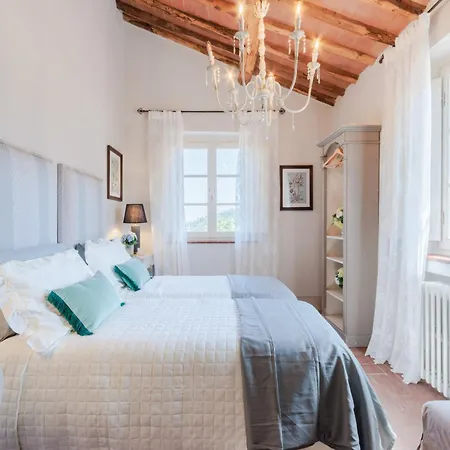 Francigena Luxury 10 Bedroom Villa *