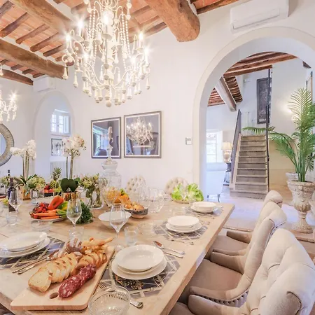 Francigena Luxury 10 Bedroom * Lucca
